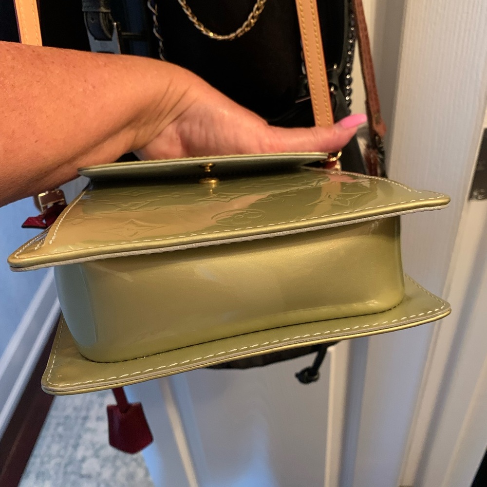 ๐๐GONE๐๐Louis Vuitton vernis - Picture 6 of 12